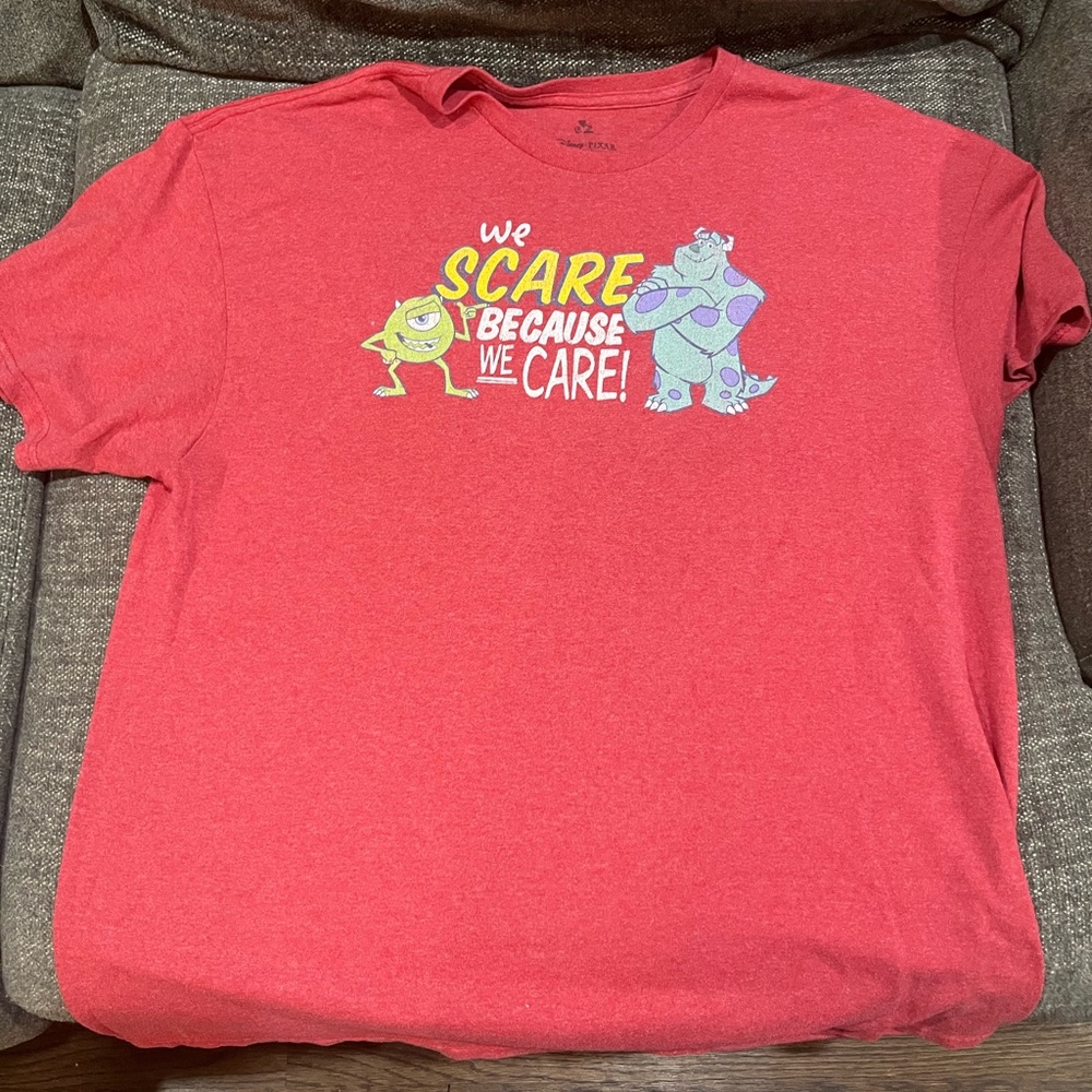 Disney/Pixar Monsters Inc Tee, EUC. Size XL.